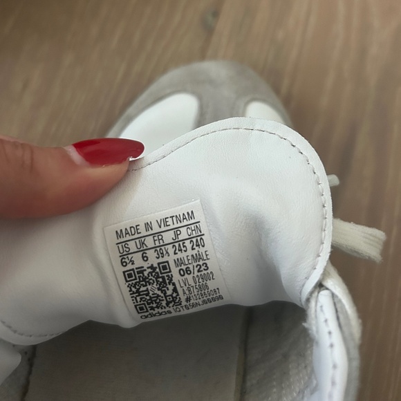 Adidas Samba OG Shoes - Picture 6 of 7